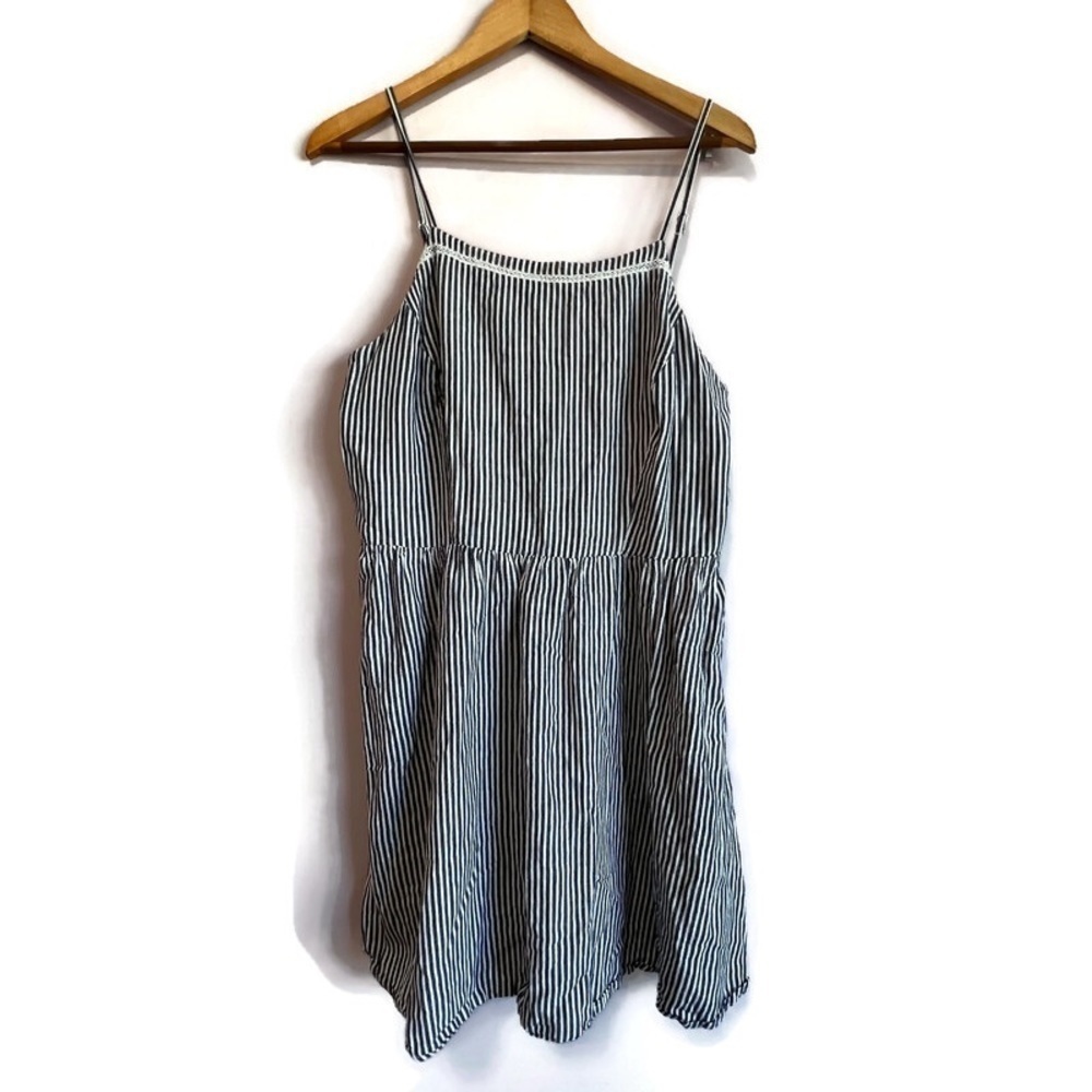 OLD NAVY Gray White Striped Linen Blend Embroidered Cami Dress Size Large